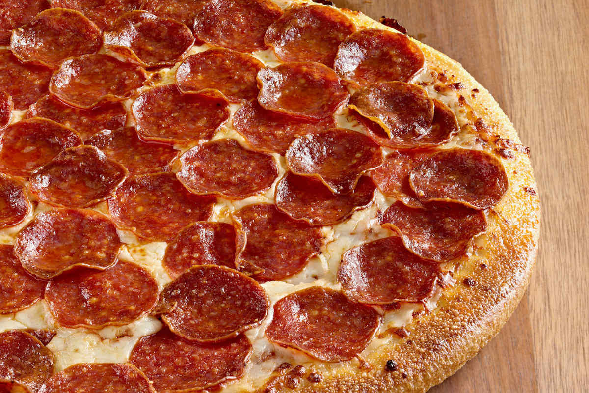 Pizza Delivery & Takeout in Oshkosh WI