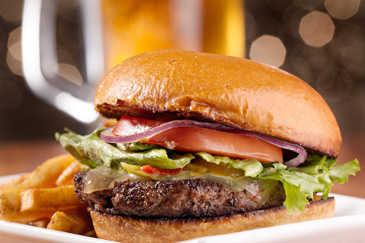 Burger Delivery & Takeout in Milwaukee WI