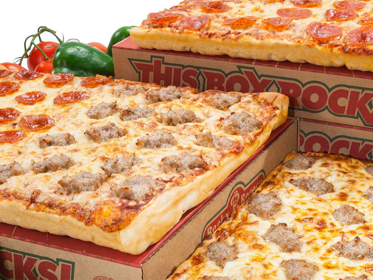 Pizza Delivery & Takeout in Oshkosh WI